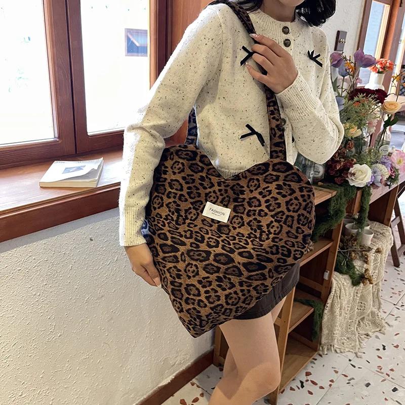 Korean Version Leopard Print Canvas Bag Women's  New Fashion College Style Tote Bag Casual Large-capacity Messenger Bag