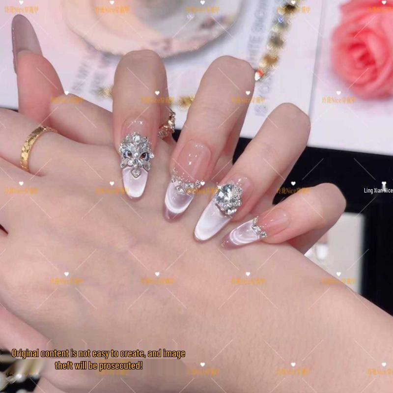 Starry Awakening Lion: Kids Hand-Painted Cat Eye Wearable Manicure Stickers intermediate ellipse