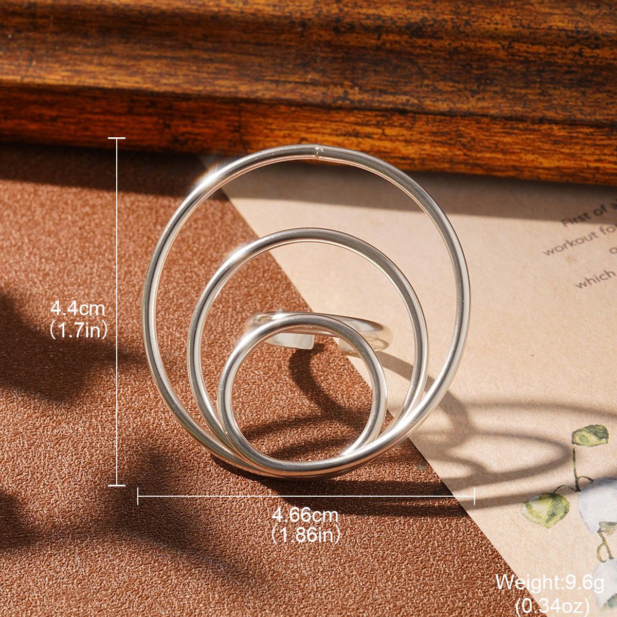 

Vintage pearl fringed earrings medieval vintage flower brooch geometric simple ring