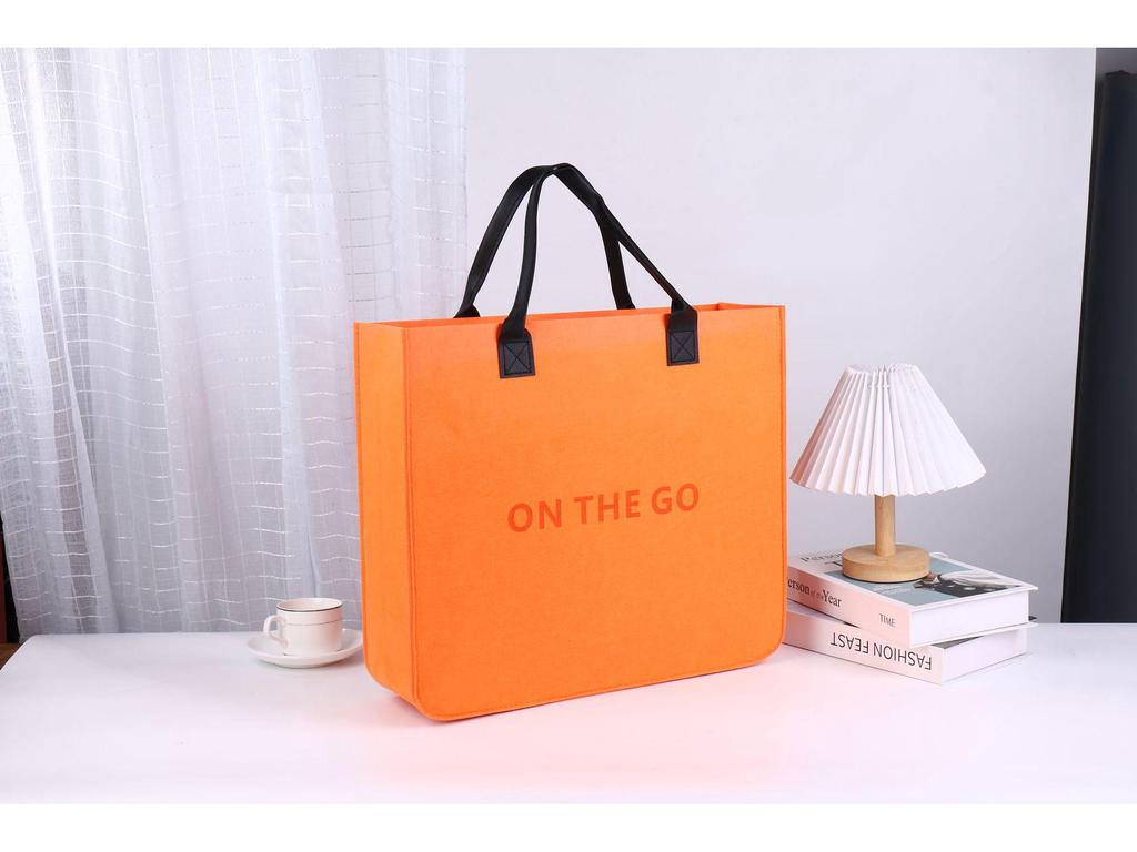 Stylish Internet Celebrity Felt Tote Bag - Fashionable Handbag for Shopping, Gifts, and Exhibitions