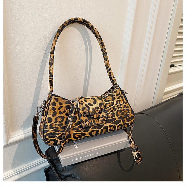 

Леопардовий принт 2024 осінь нова модна універсальна ніша французька під пахвами бант на одне плече сумка сумка жіноча коричневий