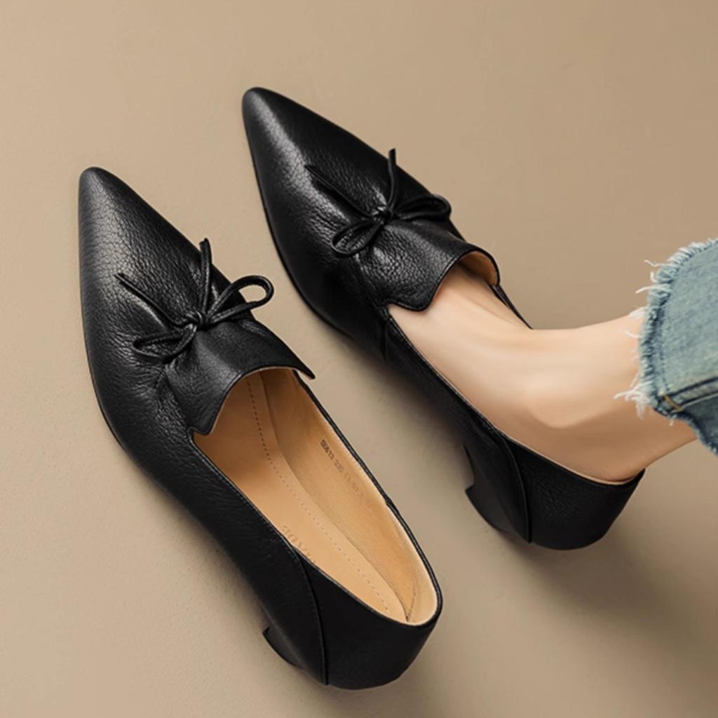 Lady Elegant Black Shoes Women's Pointed Toe Mid Heels Retro Pumps