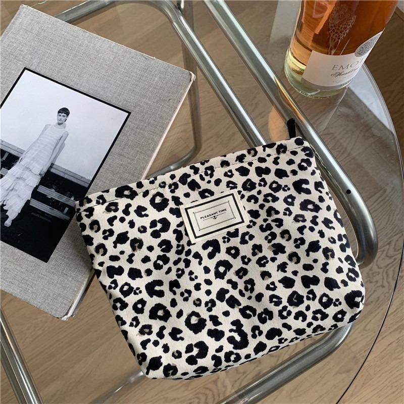 

Vintage Leopard Print Women s Storage Bags Portable Canvas Ladies Clutch Cosmetic Bag Casual Female Makeup Case Purse Handbags бежевый