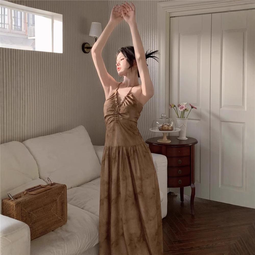 New Chinese-style neck sling v-neck dress women's summer backless waist sexy long dress pure desire coffee color a-word skirt