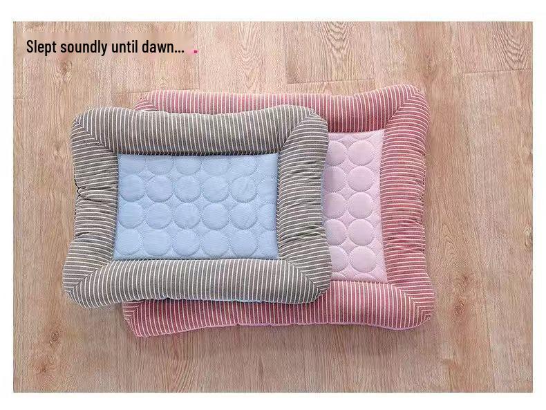 Pet Cooling Mat for Cats & Dogs - Autumn/Winter Bed with Ice Silk for Small to Medium Pets
