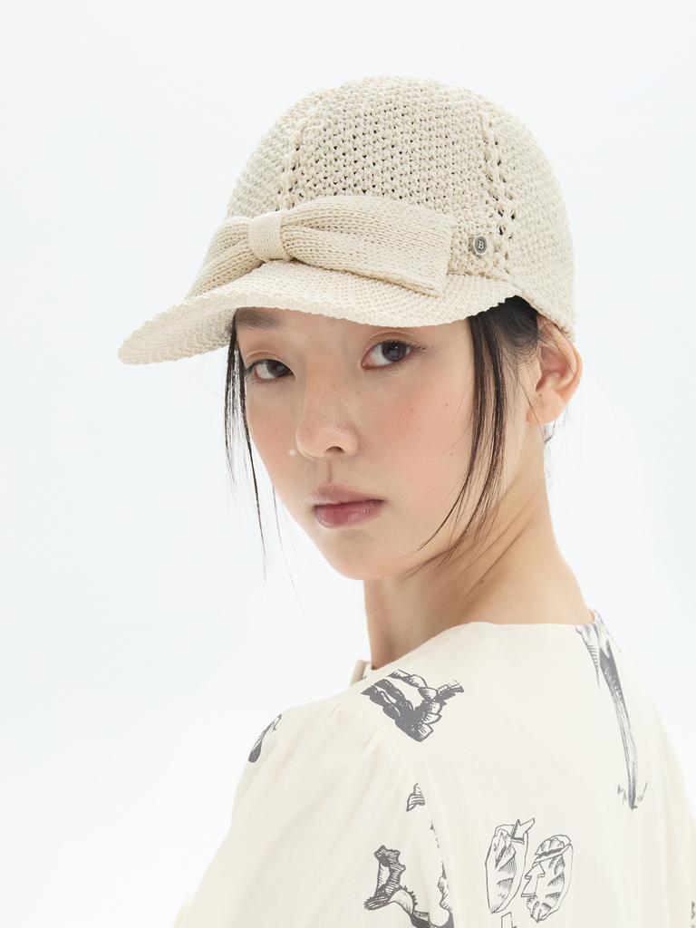 Beulaunhaes Bunny Knitting Cap - Ivory