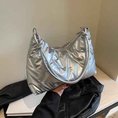 Women Quilted Tote Bag Fashion Puffy Hobo Bag Down Handbags Large Capacity Padded Shoulder Bag Casual Winter Commuting Bag MIT
