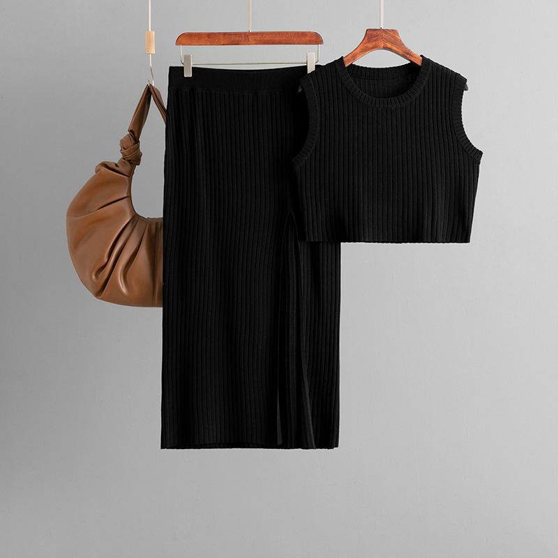 European and American solid color sleeveless vest fashion suit 2025 summer new knitted slit skirt two-piece suit