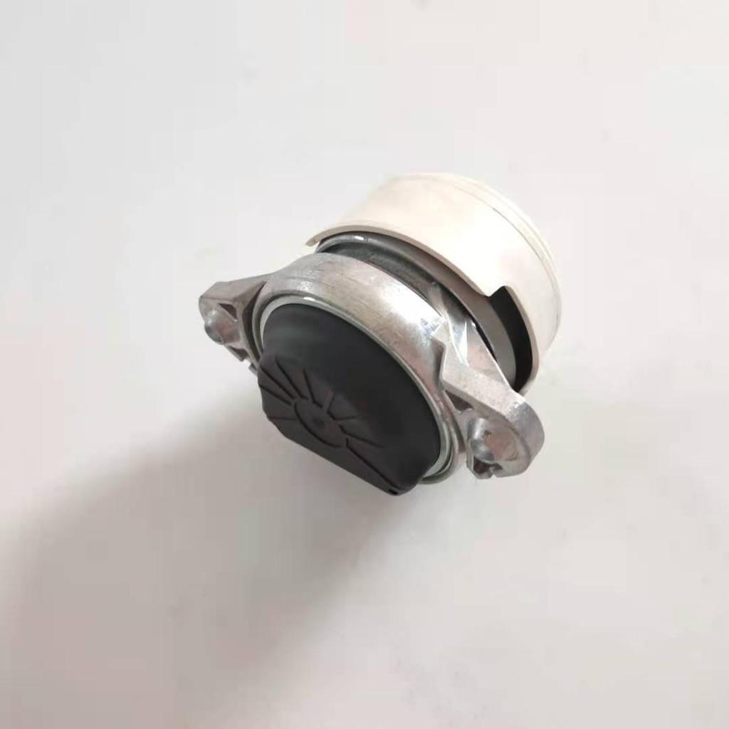 Mercedes-Benz W204/C204/C207 Engine Mount Pad (2042405617)