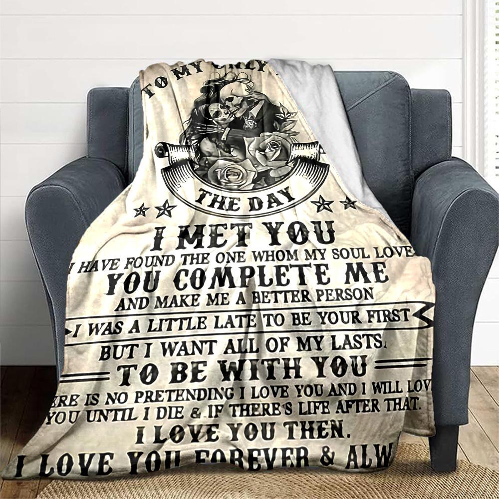 1pc Skull Love Quote Blanket, Lightweight Flannel Throw For Sofa, Bed, Travel, Camping, Livingroom, Office, Couch, Chair, And Bed,