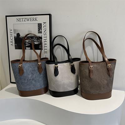 Women's Shoulder Bag for Women Large Capacity for New Work Commuting Fashionable Casual New Winter Retro Bucket Bag