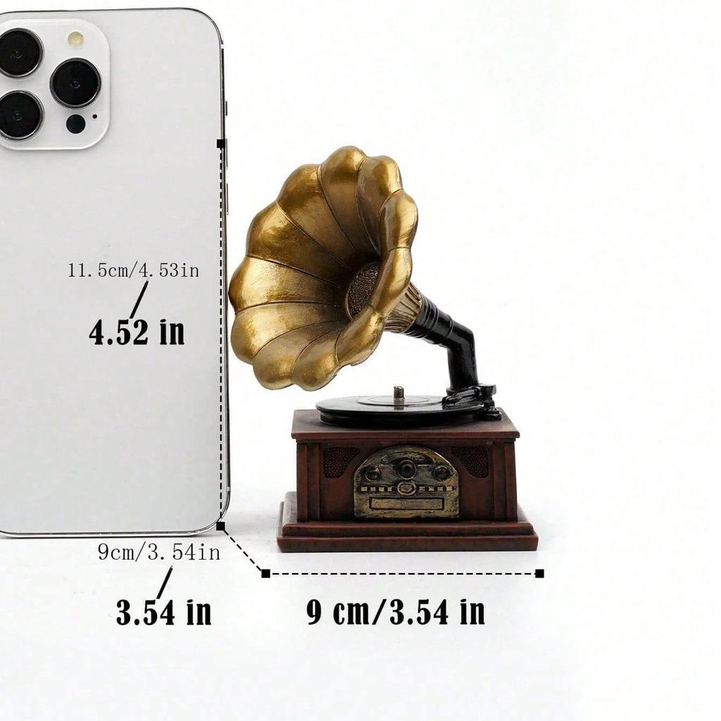 European Retro Gramophone Desktop Ornament for Home or Study Decoration