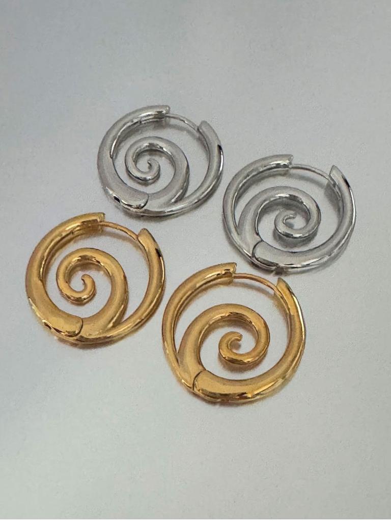 Anne Seoul Spiral Hoops