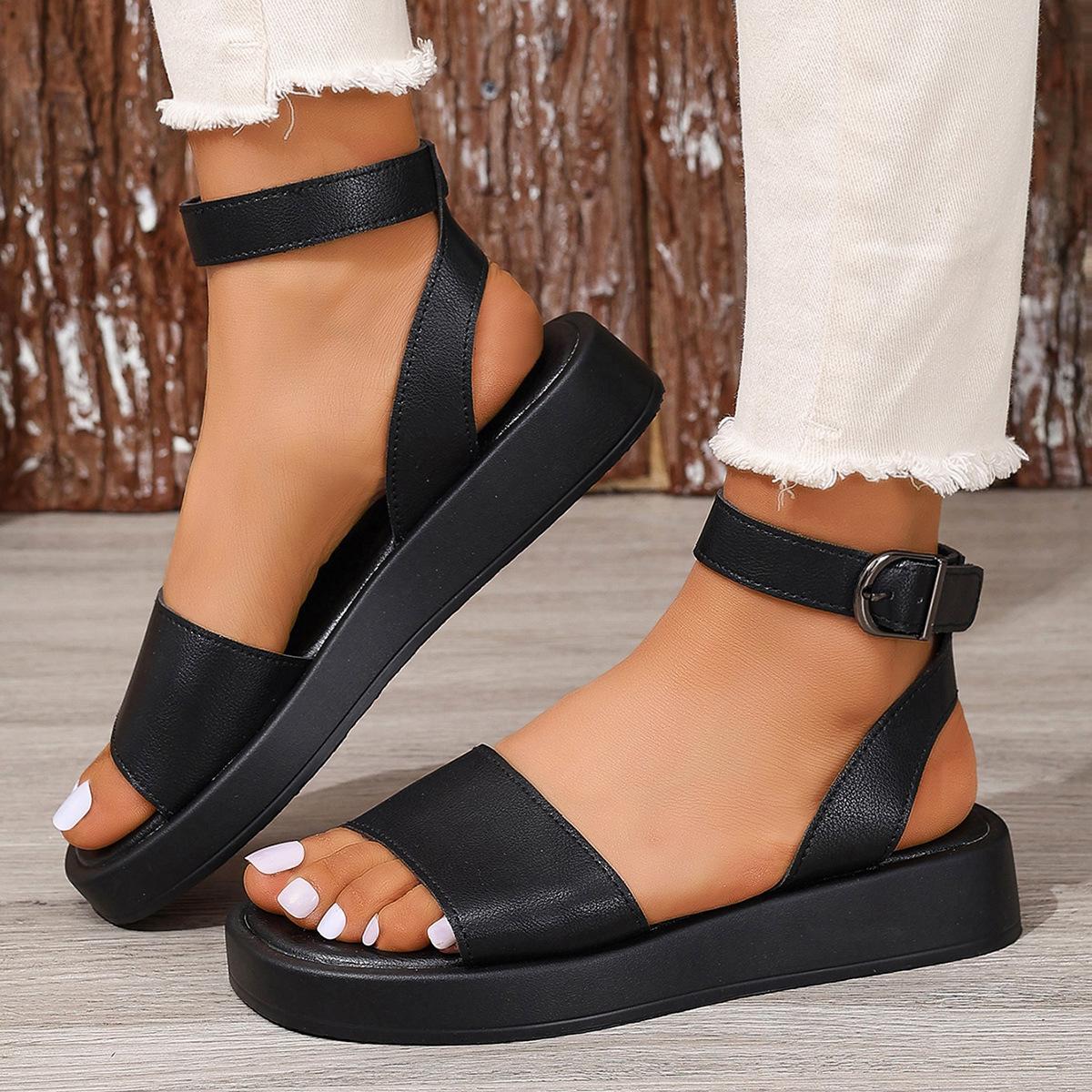 

Outer sandals summer new thick-soled casual large-size word strap high shoes women s sandals 43 чорний
