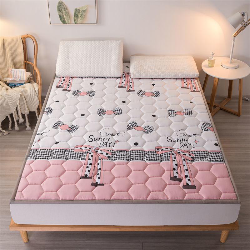 Weiche, bequeme Schlafmatratze, luxuriös, Kingsize, minimalistisch, Doppelmatratze, Federung, faltbar, für Erwachsene, Schlafzimmer, Wohnmöbel