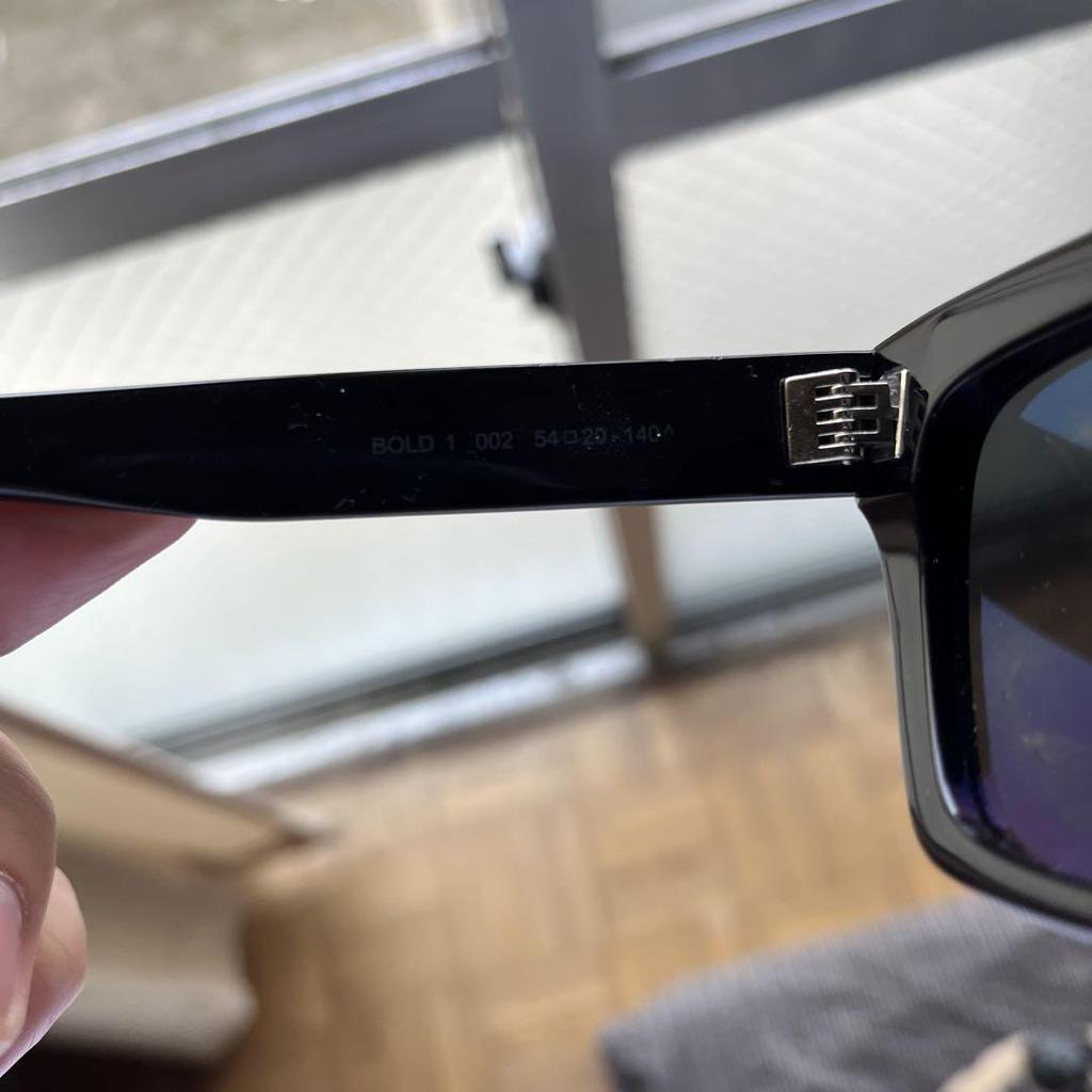 [USED] Hiroomi Tosaka wears Saint Laurent sunglasses BOLD1 002