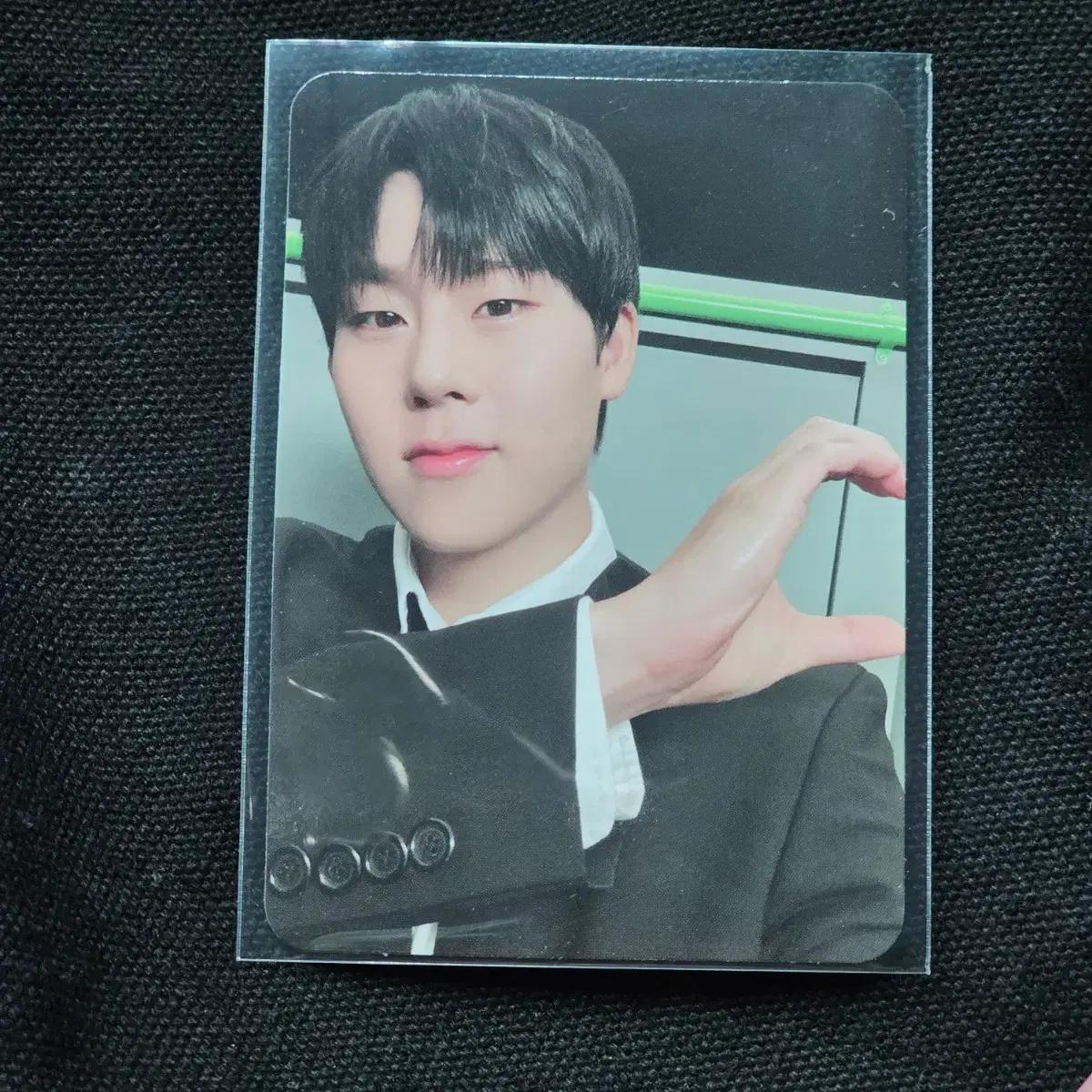

Monsta X 10th Anniversary Concert Monbebe Only Photocard Day 3