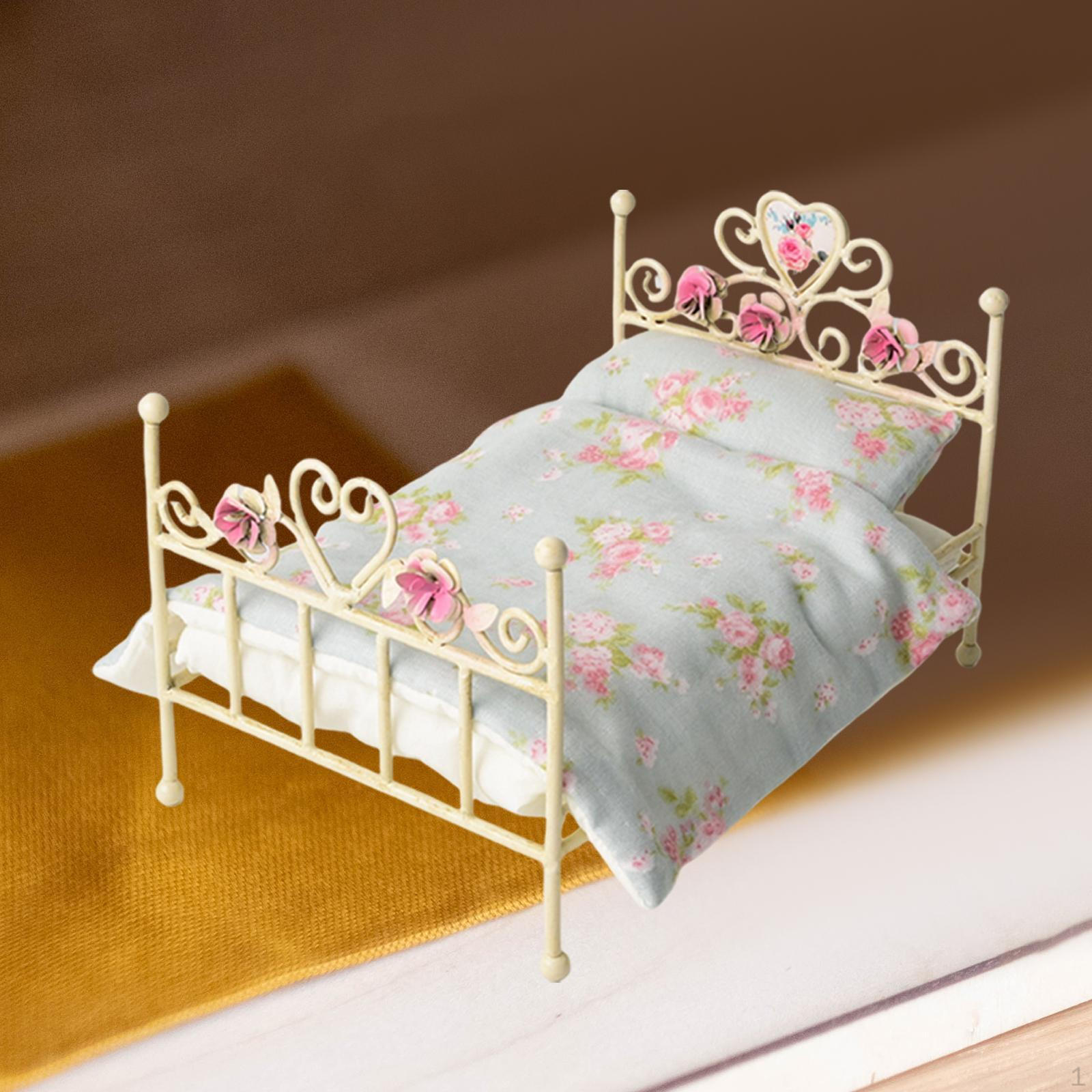 

1/12 кукольный домик кровать мебель резная железная крошечная сцена спальня микро миниатюра Blue floral pattern