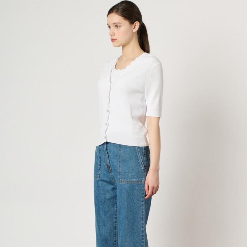 BCBG V Neck Knit Cardigan B4m5k225