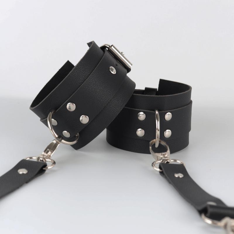UYEE 2PCS Harness Bondage Bracelets For Women PU Leather Handcuffs Fetish Lingerie Adult Games Couples Festival Accessories Rave