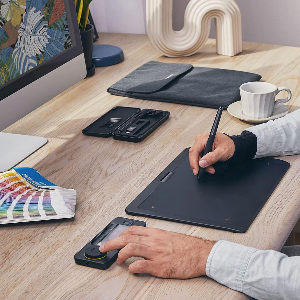 Tablet piórkowy XENCELABS Medium z Quickies Aspect 8mm 8192 Nacisk Pochylenie Sztuka Cyfrowa Bezprzewodowy Zawiera Dwa Kompatybilny z i Pilot Węglowy, 169