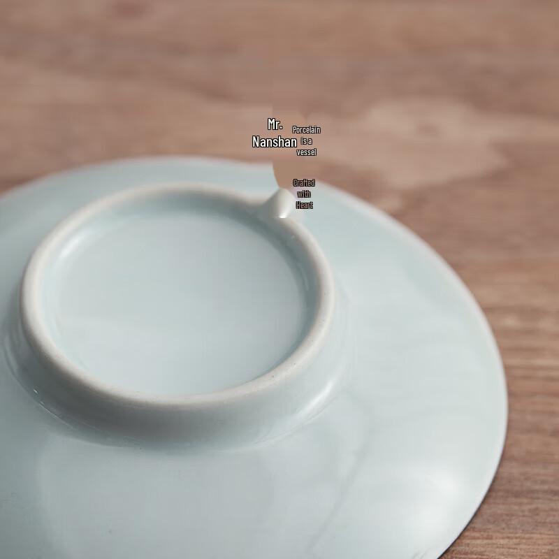 Hand-Painted Ceramic Hibiscus Gaiwan Tea Bowl