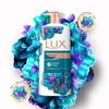 LUX Invigorating Scented Body Wash