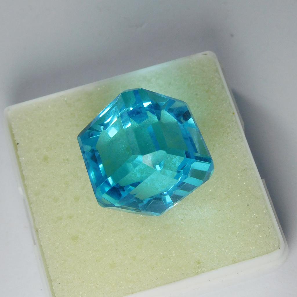 Lab-Created Blue Topaz Loose Gemstone Flawless Cube Cut 50.85 ct for Jewelry Making and Crafts