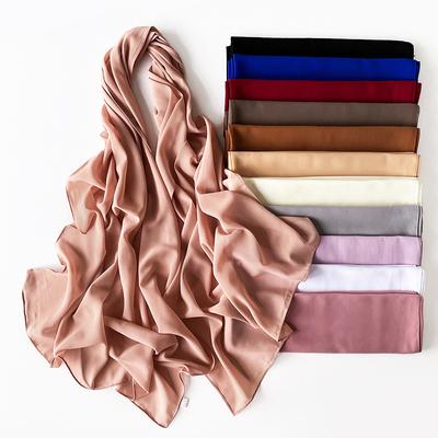 Maleisische Effen Kleur Etnische Stijl Satijnen Lange Sjaal Monochroom Parel Chiffon Hoofddoek