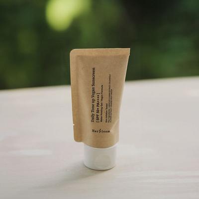 Prodotti per la cura del corpo – Creme solari e abbronzatura