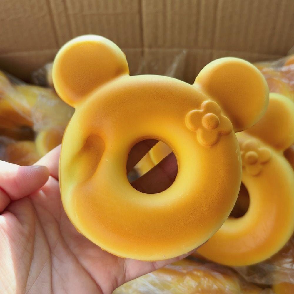 

Bear Ears Baking Pinch Toy Super Soft Cartoon Pinch Toy Vent Squeezing Toys Children Donut