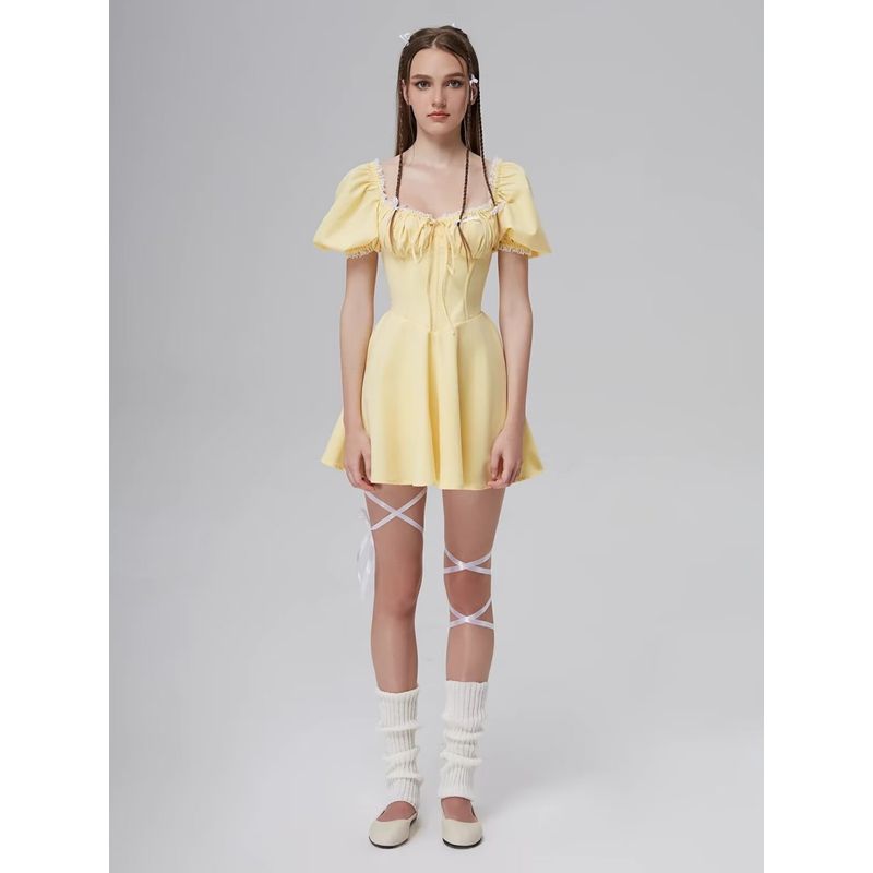 

Age-Reducing Fishbone Back Bandage Fairy Dress Lace Edge Yellow(High quality) L