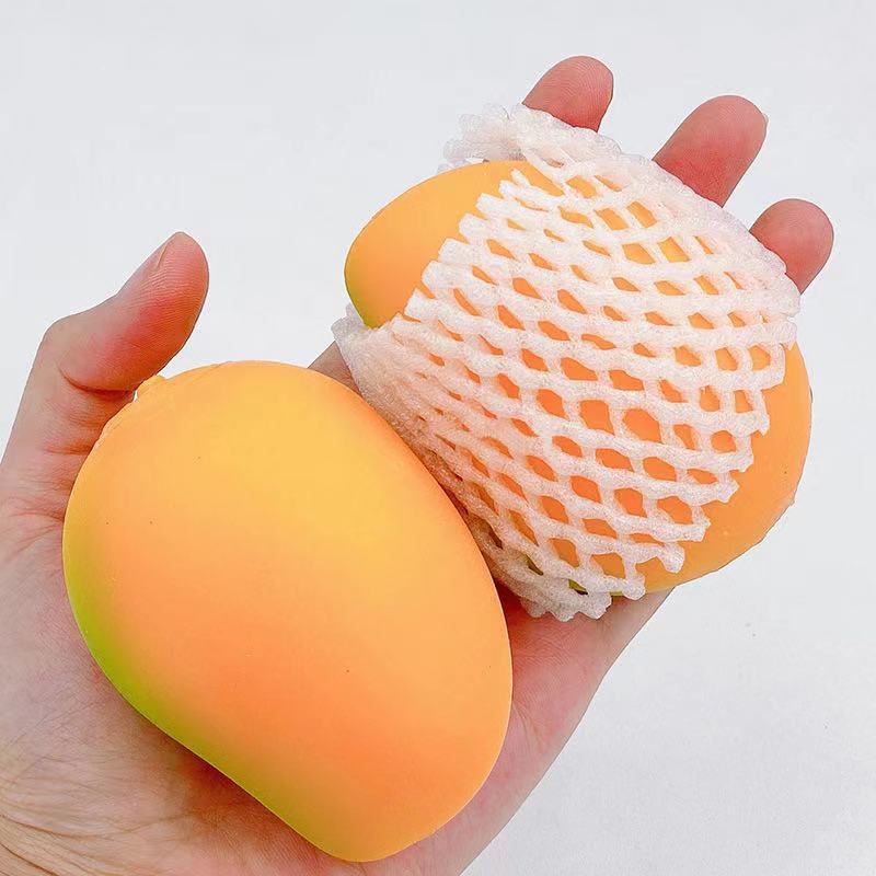 Creative New and Exotic Simulation Flour Vent Fall Not Rotten Fruit Trick Decompression Fast Rebound Squeezing Toy Fruit