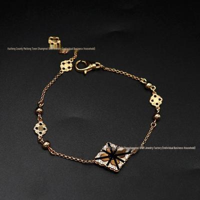 Bracciale Buccellati di Lusso a Quattro Foglie con Diamanti Intarsiati - Stile Opera Court, Gioiello da Donna Lussuoso Fatto a Mano