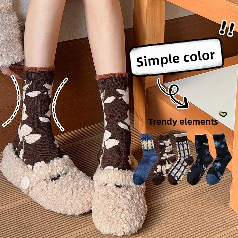 Female Autumn and Winter Warm and Thick Retro Sleep Moon Wool Tube Pile Socks