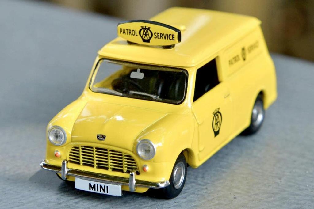 Tiny City 1/50 Austin Mini Automobile Association UK