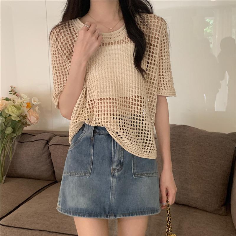 Women Short Sleeved Knit T-shirt Casual Beach Slim Tops O-Neck Hollow Out Knitting Shirt For Women Summer