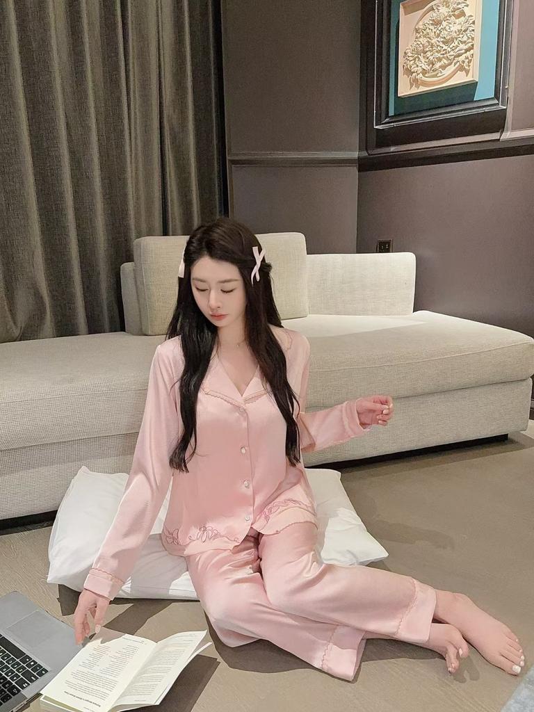 Spring and autumn new simple ice silk acetic acid pajamas women's long-sleeved trousers high-end loungewear suit can be worn outside