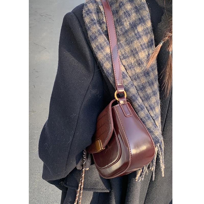 

Bag Leather Saddle Bag Women S Bag Retro Underarm Bag Premium Messenger Small Bag Luggage бордовий