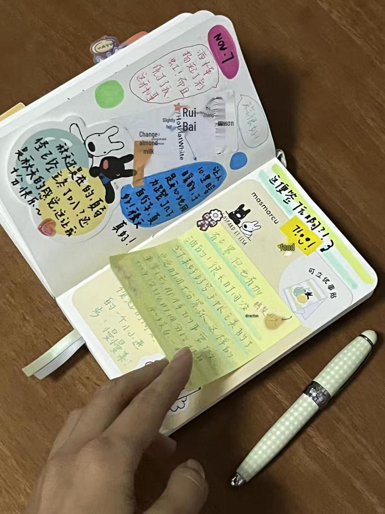 Xiaohongshu Style: Cute Penguin Portable Student Notebook & Planner