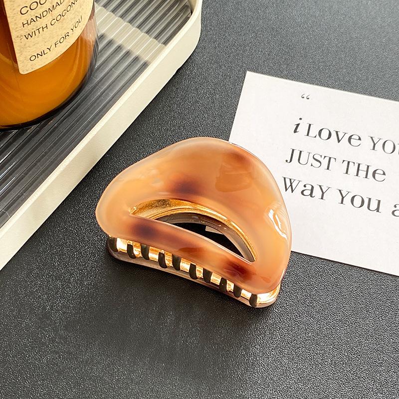 

Moon Half Stunning Acetate Hair Claw Clip Vintage Design Ideal For Stylish Womens Hairdos Coffee 6.2cm