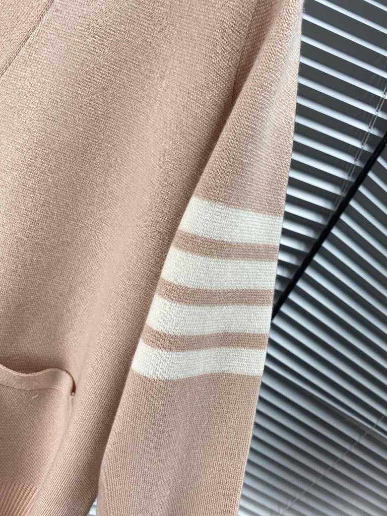 High Version Macaron V-neck Wool Cardigan with Four-Bar Sleeve for Unisex