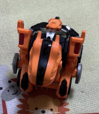 [Б/У] Оранжевая игрушка-трансформер