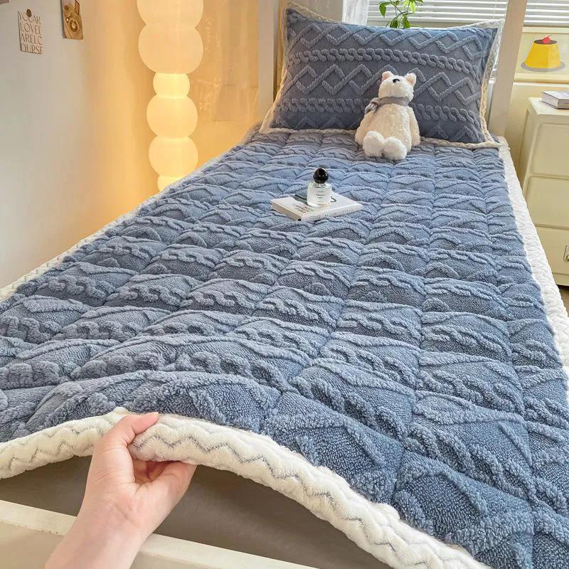 WTEMPO Plush Foldable Mattresses Solid Clor Single and Double Mattresses Student Dormitory Thickened All Seasons Home-use Soft Velvet Mattresses