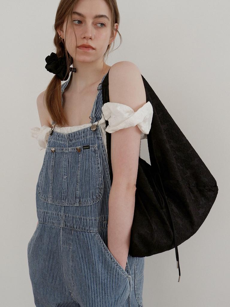 Voor Jeanne Jacquard Flower Shoulder Bag_Black