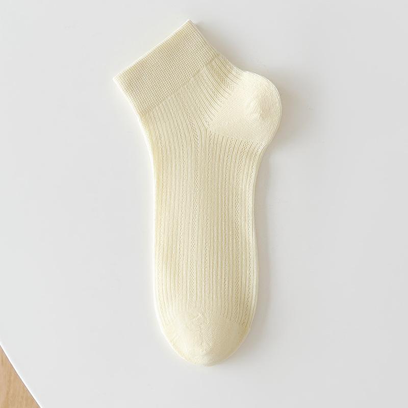 Female Summer Thin Mesh Breathable Sweat Absorption Lovely Small Fresh Boneless Short Tube Cotton Socks