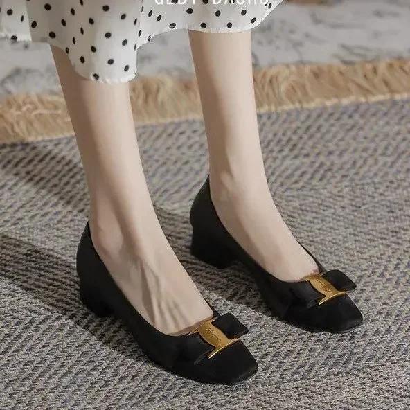Fashion New Women Shoes Elegant Dress Shoes Patent Leather Slip-On Boat Shoes Square Toe Women's Shoe Bow Tie