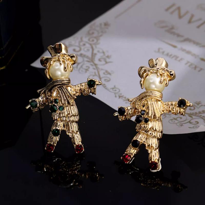 SKEDS Creative Cute Cartoon Topper Villain Brooch High-end Women Vintage Pin Fashion Corsage Design Accessories Exquisite Gifts