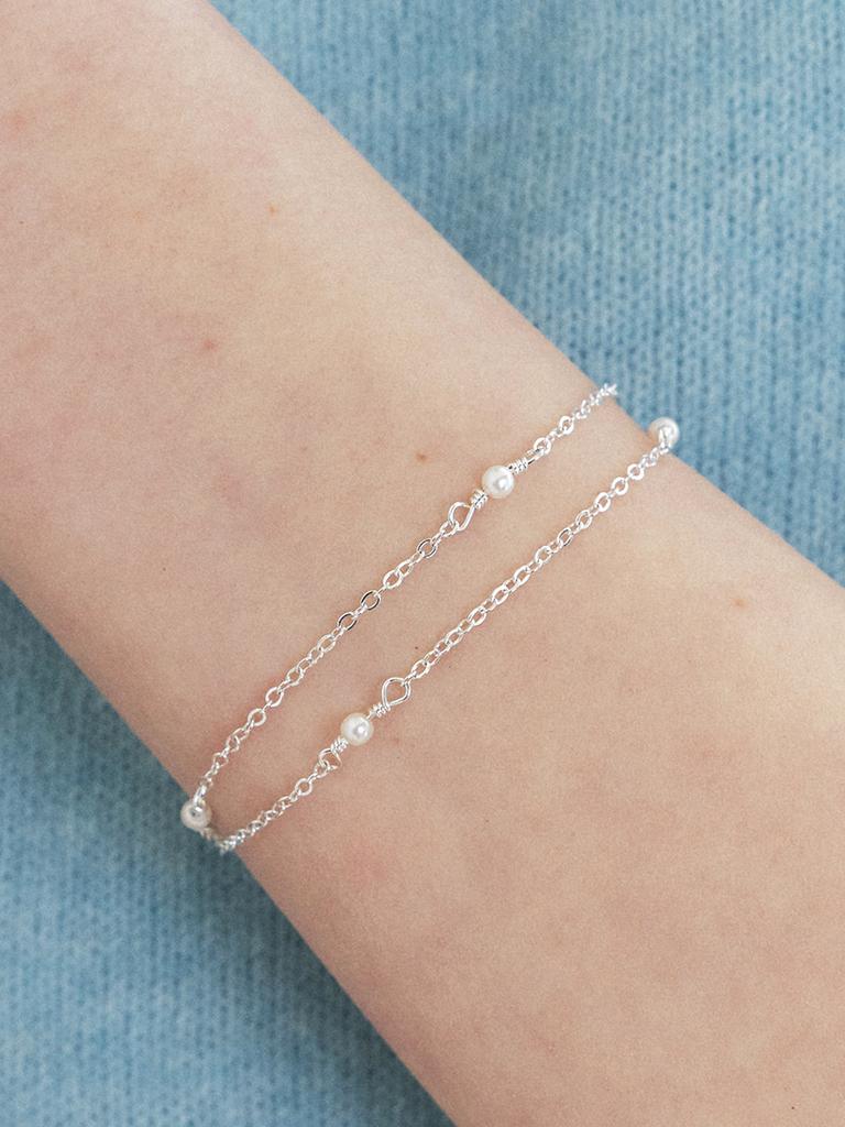 Engbrox Cloudy Pearl Layered Bracelet