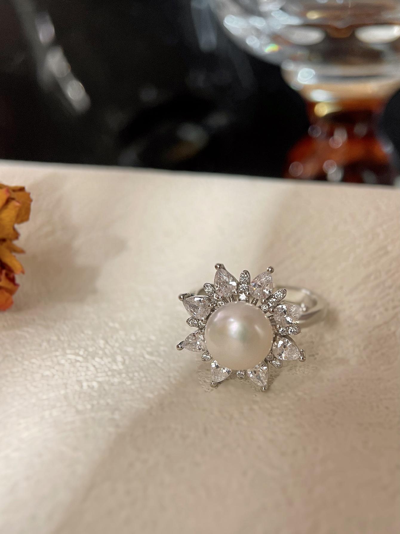 

Минималистичное кольцо из серебра S925 с жемчугом - Модный нишевый дизайн Size 9